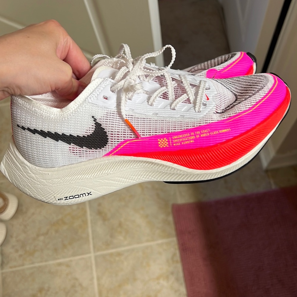ZoomX Vaporfly Next% 2 - White/Black (100) / 7.5 / B × 1